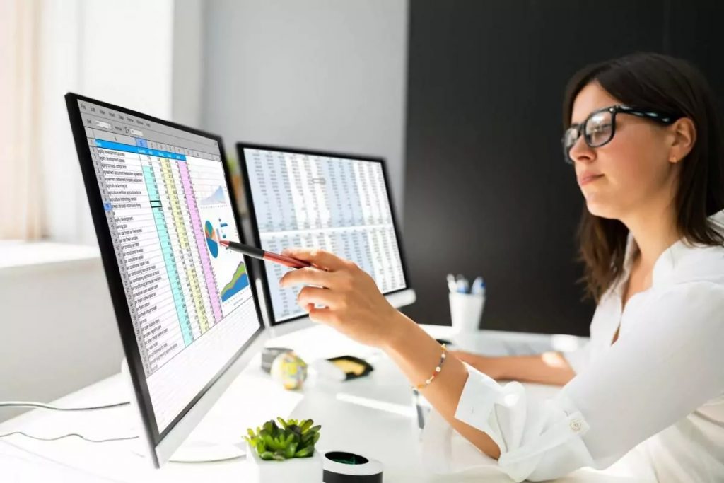 The Digital Evolution and the 11 Plus: Cause and Effect