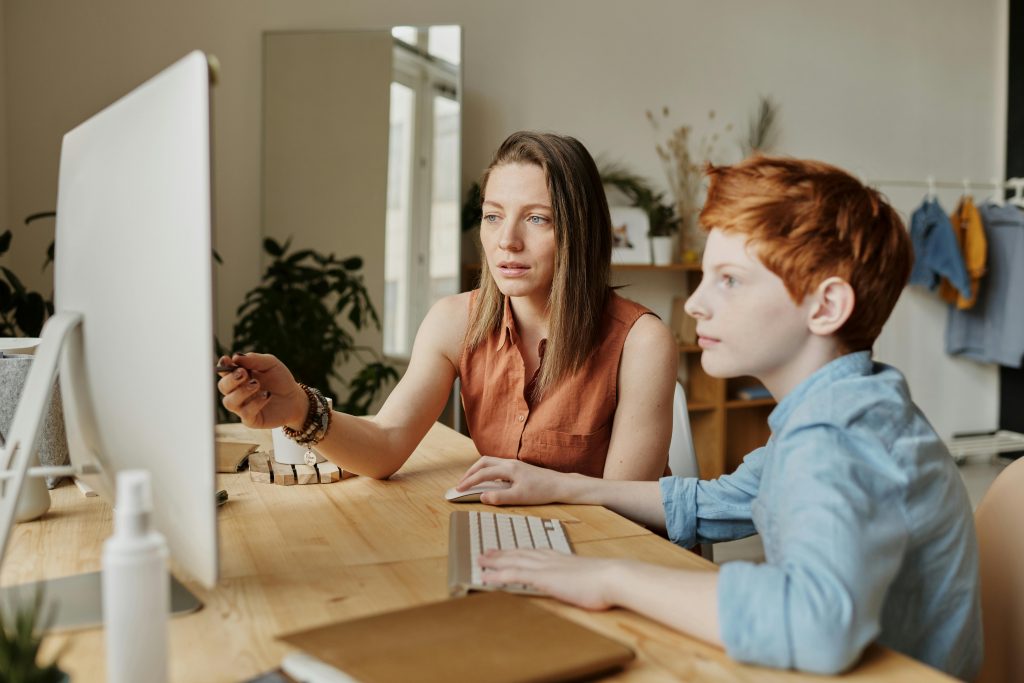 8 Tips for Harmonizing Schoolwork with 11 Plus Revision