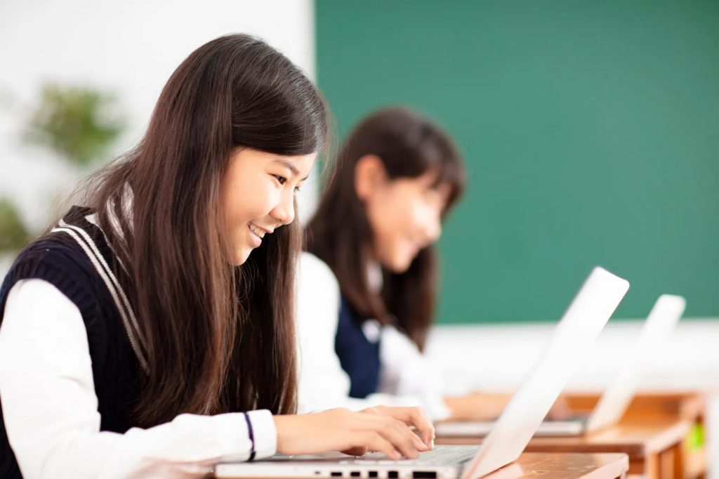 Understanding Exam Formats: Standard, Multiple-Choice, and Computer-Based Tests