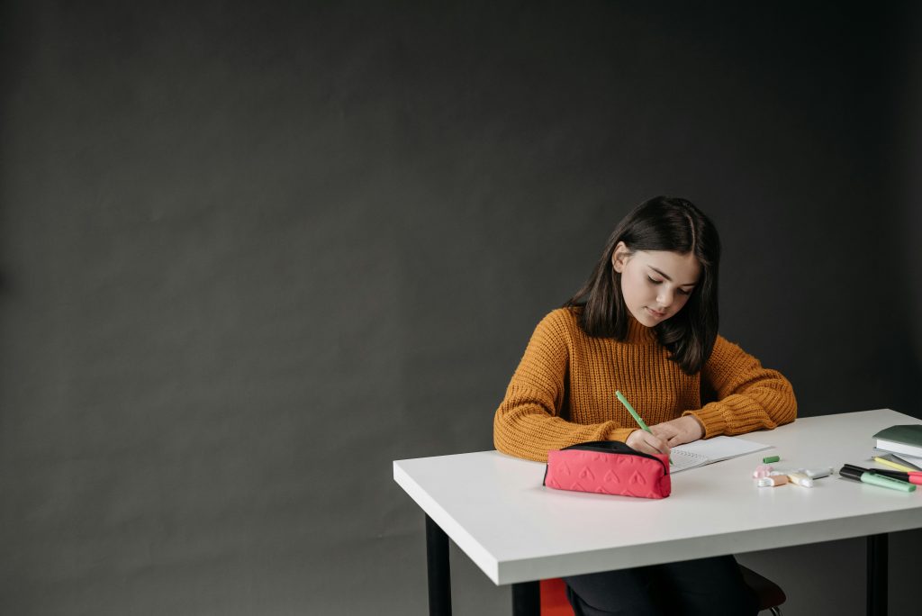 Group Tutoring, Private Tutoring, or DIY Prep: Which is Better For You?
