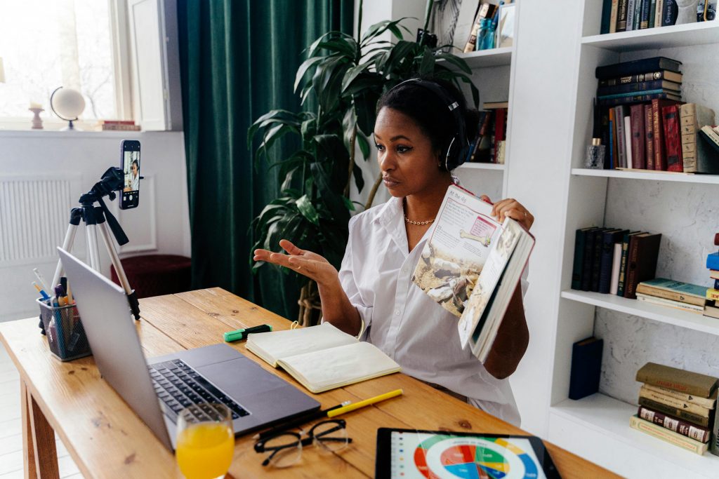 The Benefits of Practicing Online for 11 Plus Preparation